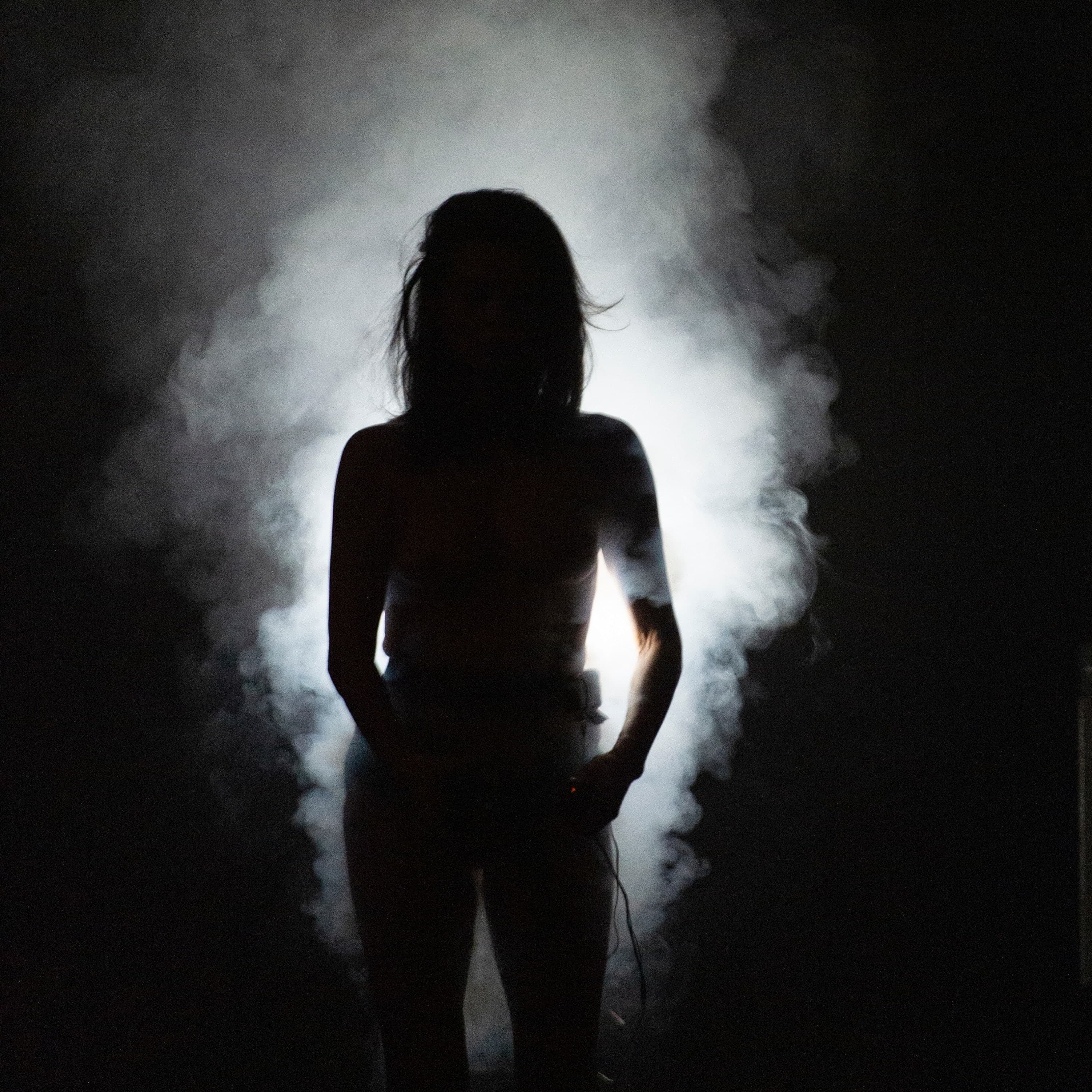 Smoke cloud on stage in Nuée by Emmanuelle Huynh