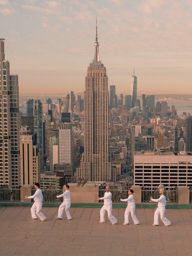 danseurs au top of the rock - Rockefeller Center NYC 