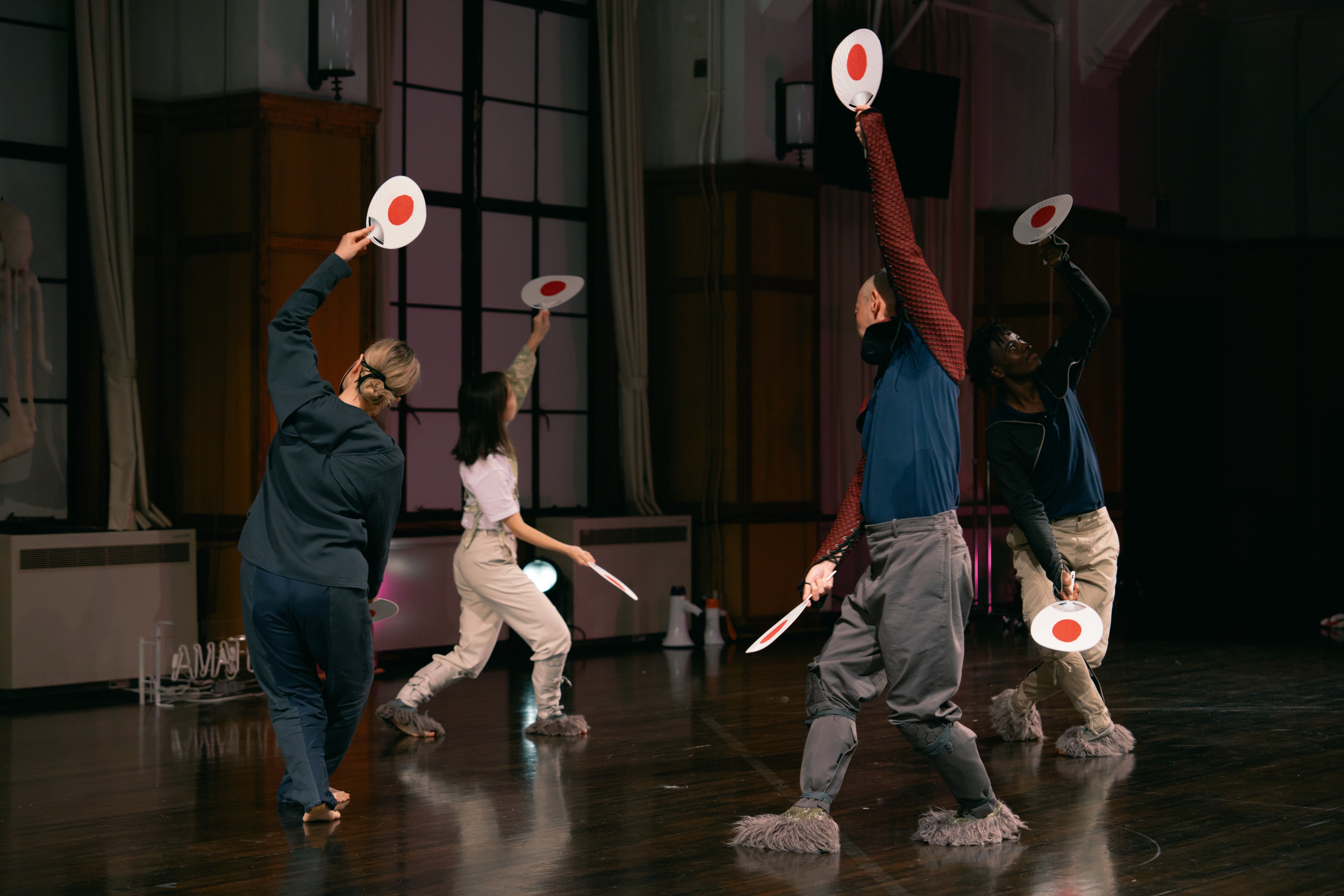 4 danseurs dans Lynch (a play)