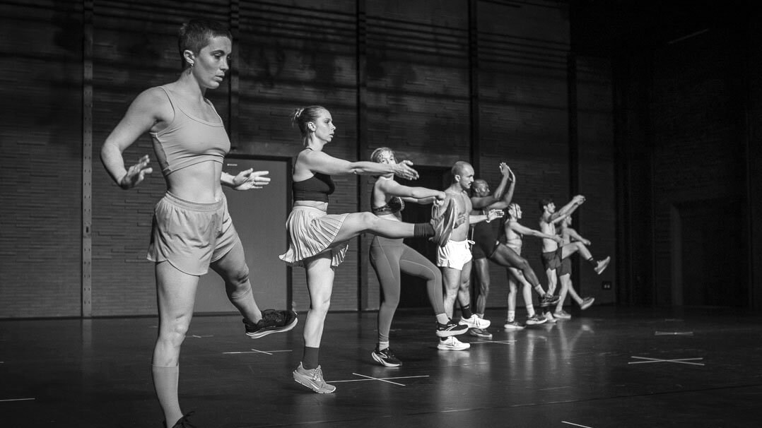 dancers exercising in line 