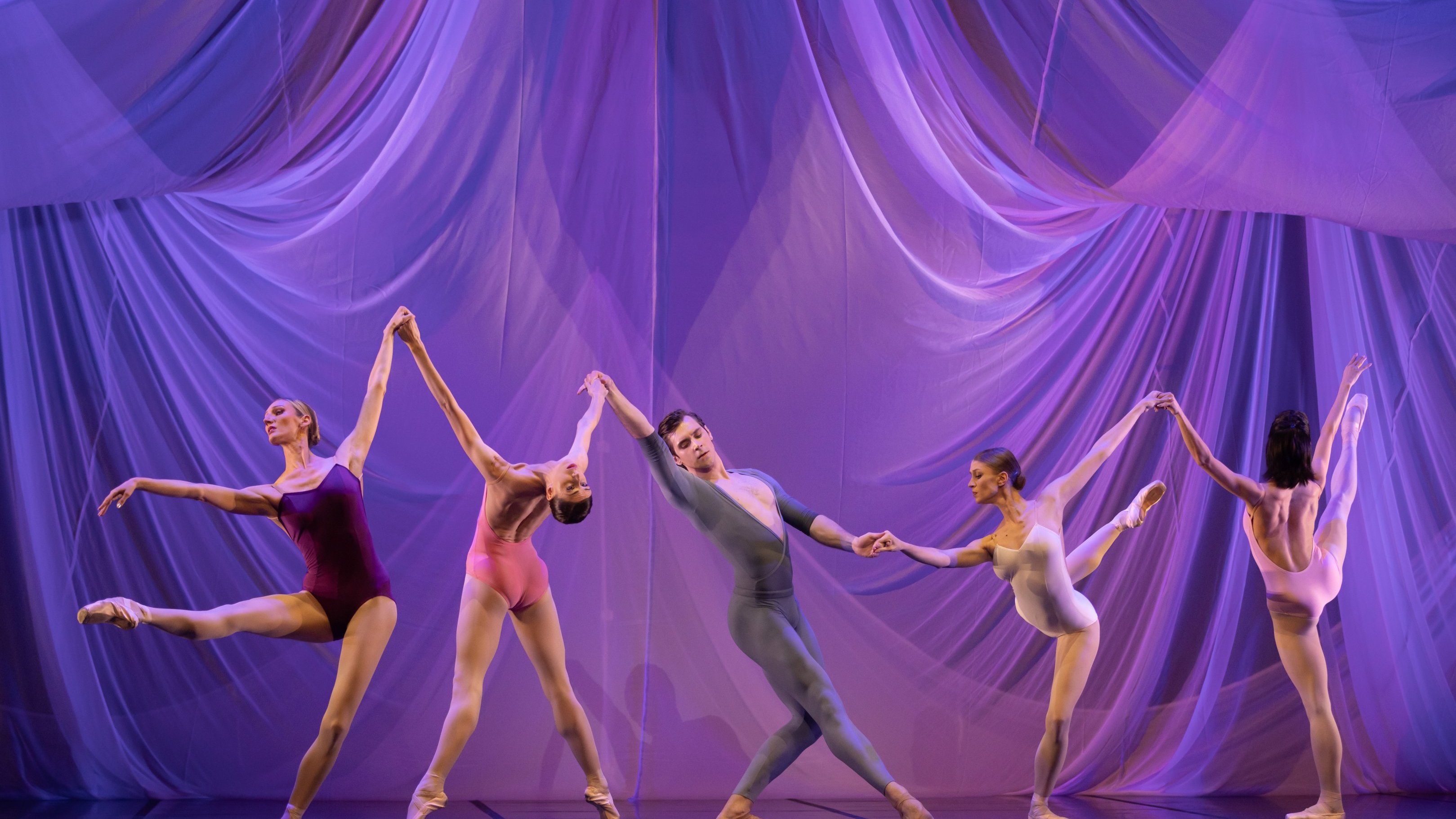 Quatuor danseurs classiques 
