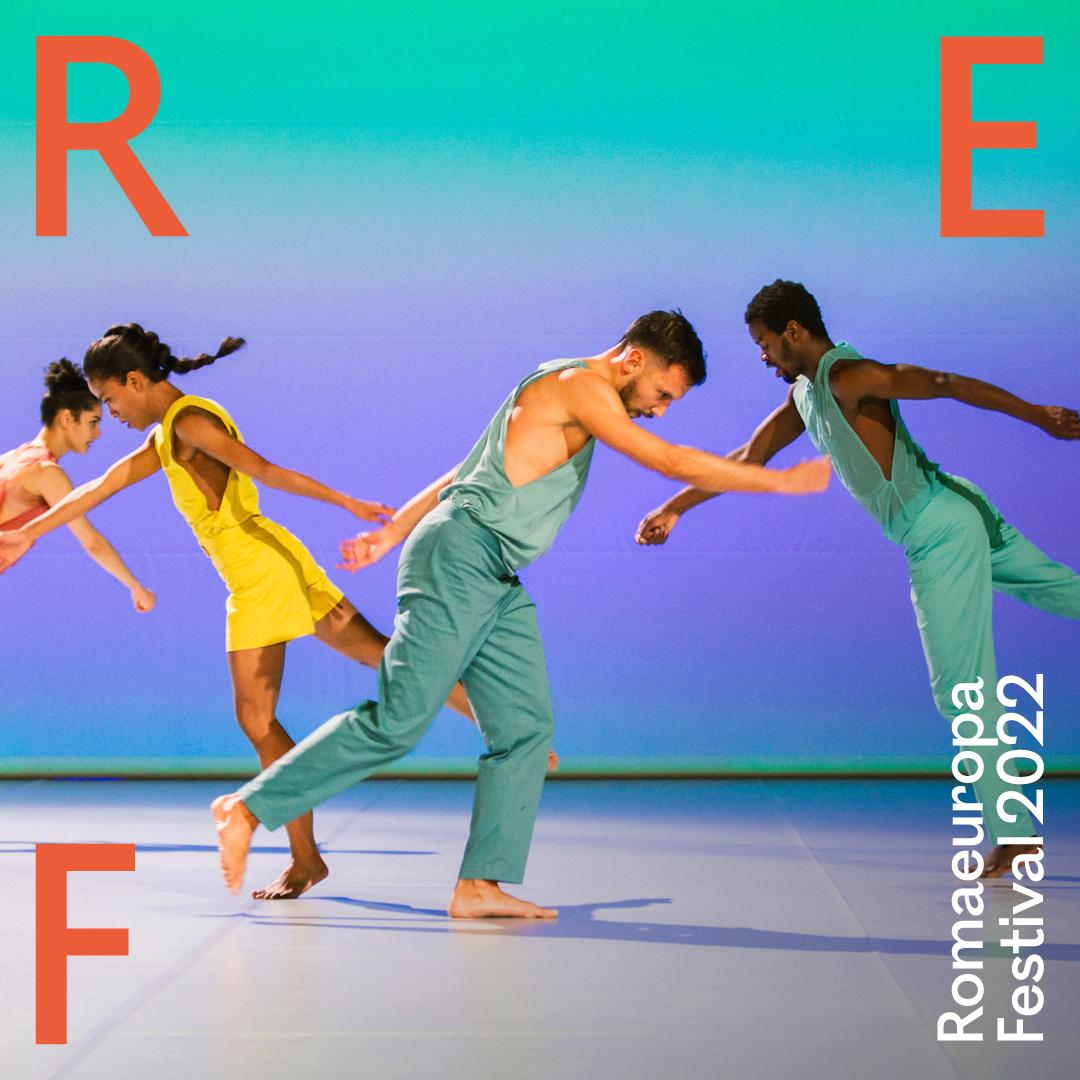 Affiche du festival Romaeuropa 2022 avec quatre danseurs