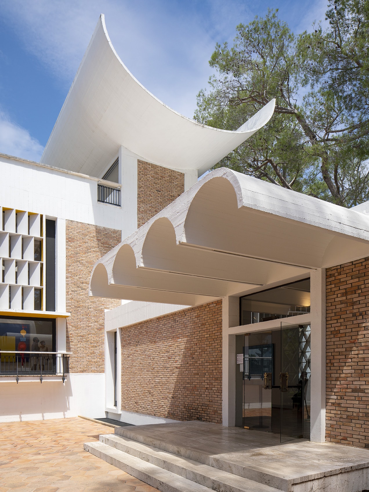 Vue extérieure de la Fondation Maeght