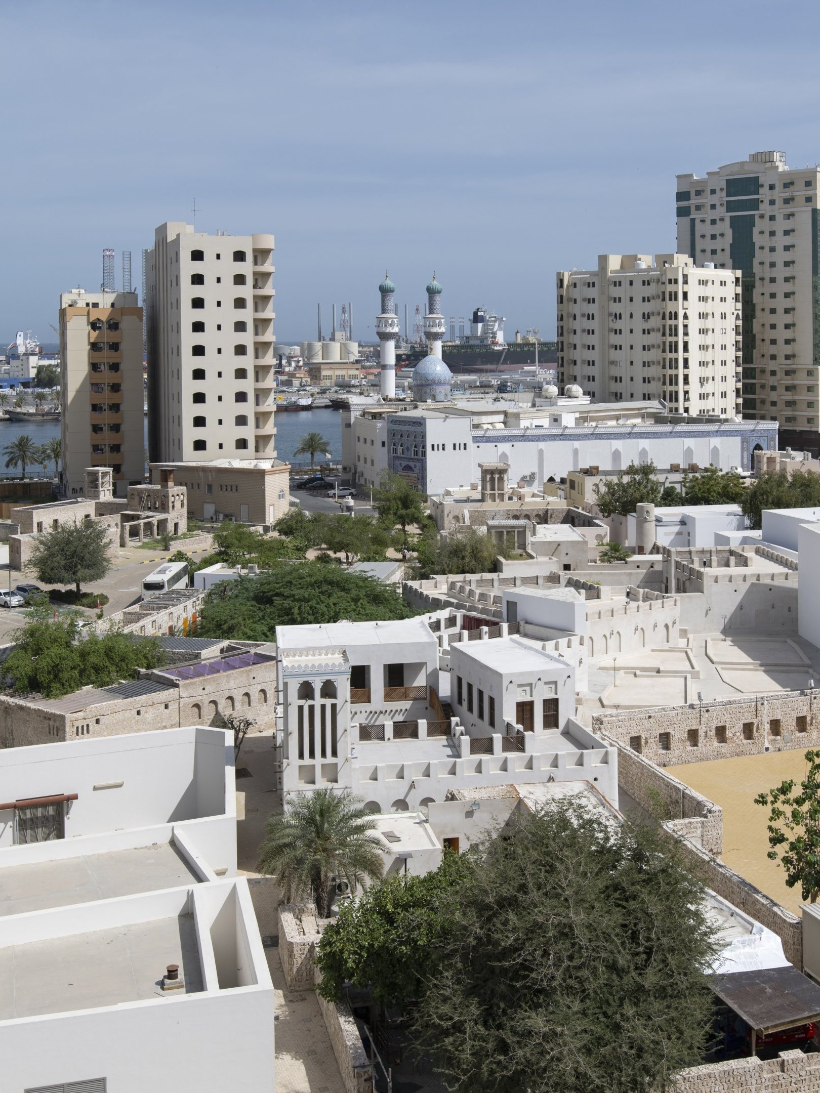 Photo of the landscape of Al Mureijah Square. 